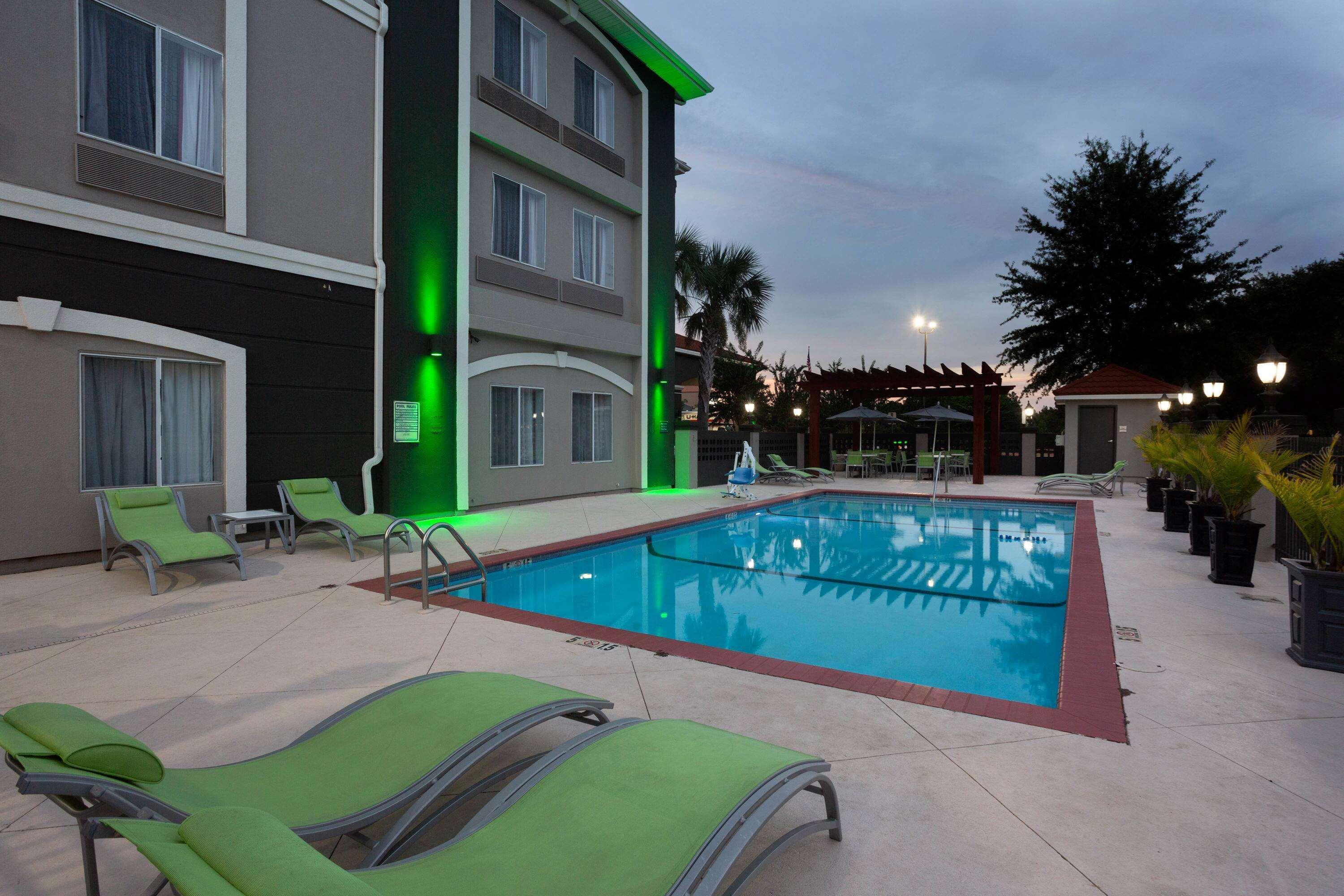 La Quinta By Wyndham Mobile - Daphne Hotell Eksteriør bilde